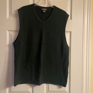 Men’s Dark Green Sleeveless V-Neck Sweater Vest